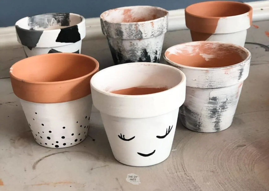 Make Some Facial Expressions on Your Pots