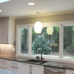 13 Gorgeous Kitchen Windows Over Sink for An Aesthetic Touch