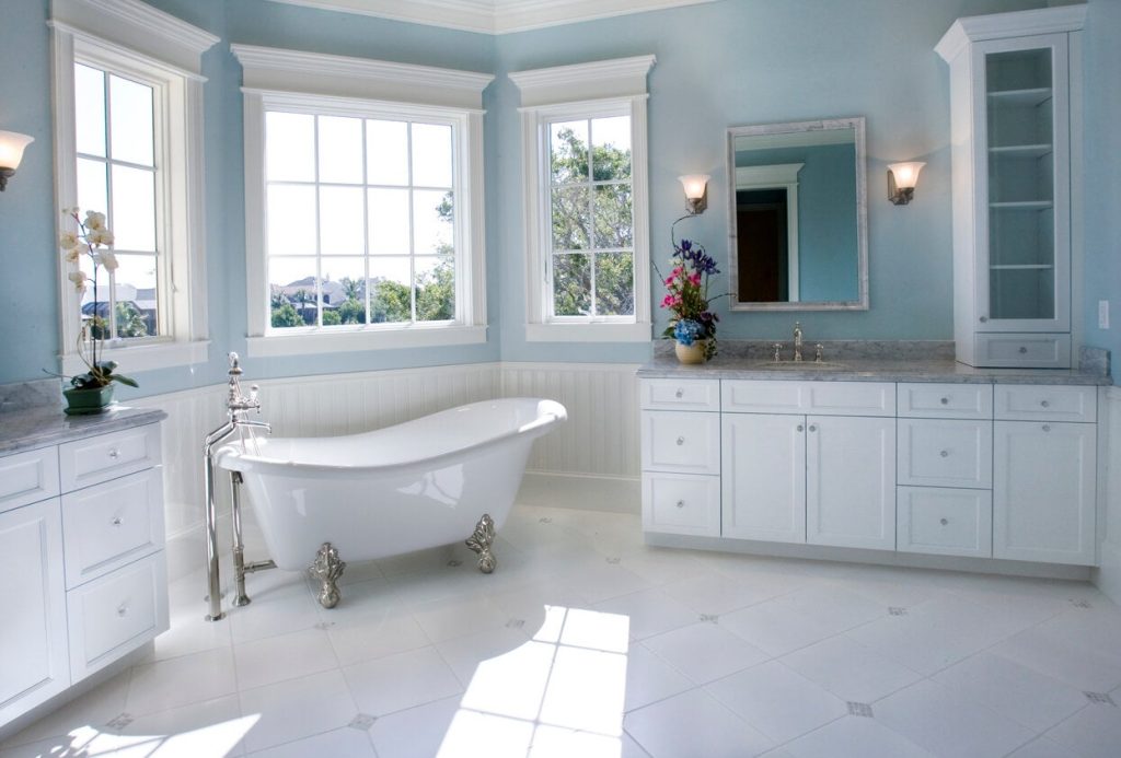 15 Best Paint Colors for a Vibrant Bathroom in 2023